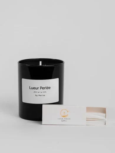 Pack 30 mèches en présentation dans contenant en verre noir.